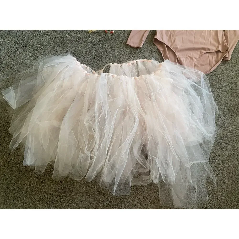 3 Little Pigs and the Big Bad Wolf Family Costumes - Picture 2 of 13